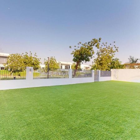 דובאי Sidra 1 - Incredible Five Bedroom Villa מראה חיצוני תמונה